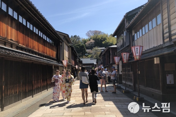 [가나자와(일본)=뉴스핌] 장주연 기자 = 히가시 차야 가이의 한 가게 2019.04.18