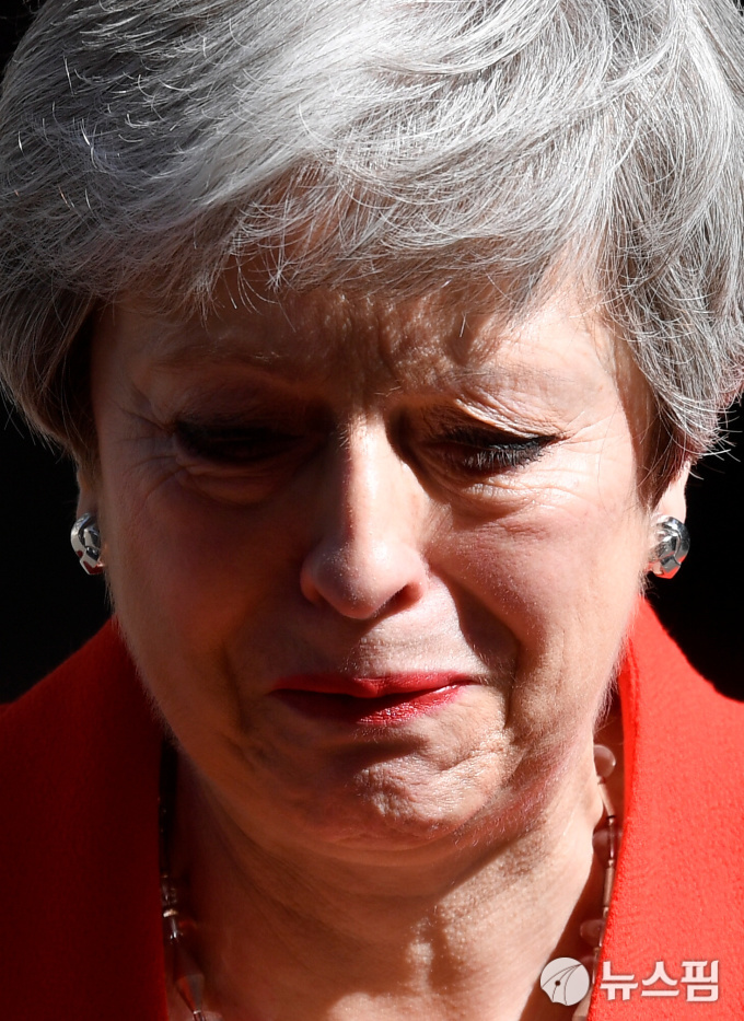 비통한 표정의 테리사 메이 영국 총리 [사진=로이터 뉴스핌]