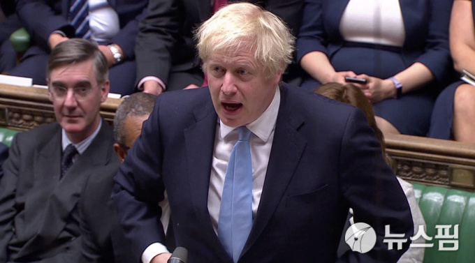 보리스 존슨 영국 총리가 9일(현지시간) 런던 국회의사당에서 조기 총선 여부에 관한 표결을 앞두고 발언하고 있다. 2019.09.09. [사진= 로이터 뉴스핌]