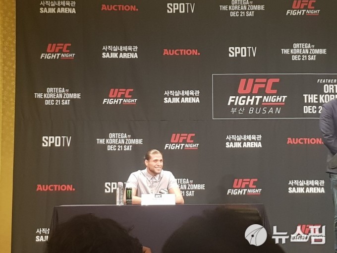 기자회견에 참석한 오르테가. [사진= 김태훈 기자]