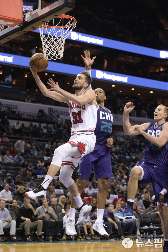 샬럿 호네츠의 루키 P.J. 워싱턴이 27점으로 성공적인 데뷔전을 치렀다. [사진=로이터 뉴스핌]