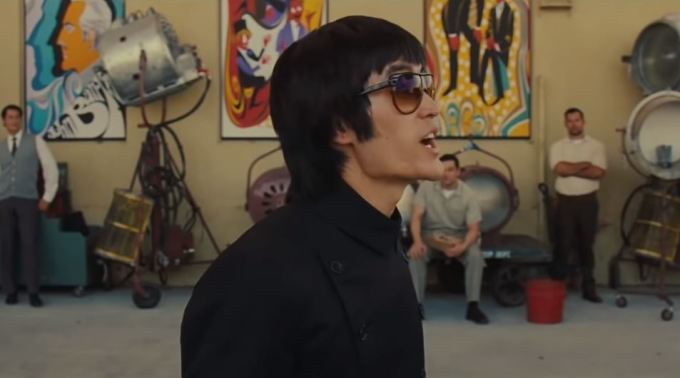 마이크 모가 연기한 이소룡(브루스 리) [사진=영화 '원스 어폰 어 타임 인 할리우드' 유튜브 영상(Looper) 캡처]