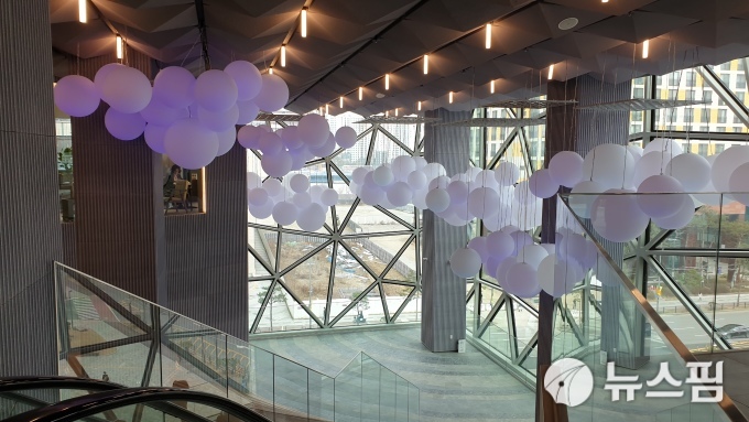 [수원=뉴스핌] 권혁민 기자 = 갤러리아 광교 루프 모습. 2020.03.03