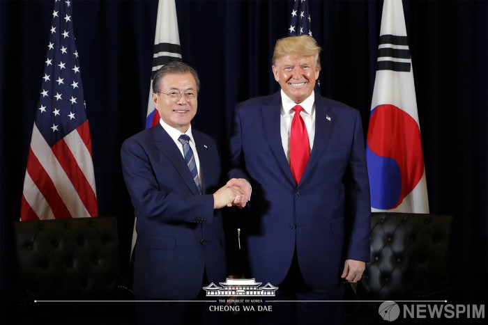 [서울=뉴스핌] 문재인 대통령과 도널드 트럼프 미국 대통령. [사진=청와대페이스북]  2019.09.24 photo@newspim.com