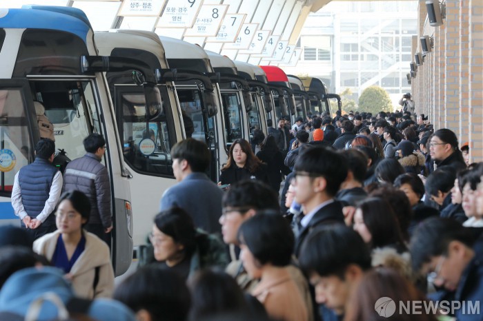 [서울=뉴스핌] 노해철 기자 = 서울 서초구 서울고속버스터미널의 모습 [사진=윤창빈 기자] 2020.04.06 sun90@newspim.com
