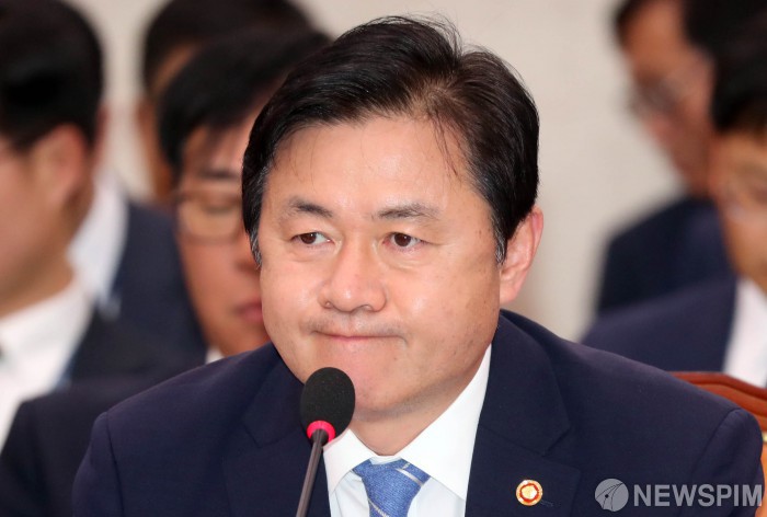 [서울=뉴스핌] 김학선 기자 = 김영춘 더불어민주당 의원 2018.10.11 yooksa@newspim.com