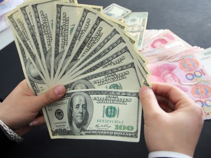 [베이징 신화사 = 뉴스핌 특약] 28일 중국 인민은행은 달러 대비 위안화 기준환율(중간가격)을 전장 대비 0.26% 올린 7.1277위안으로 고시했다.