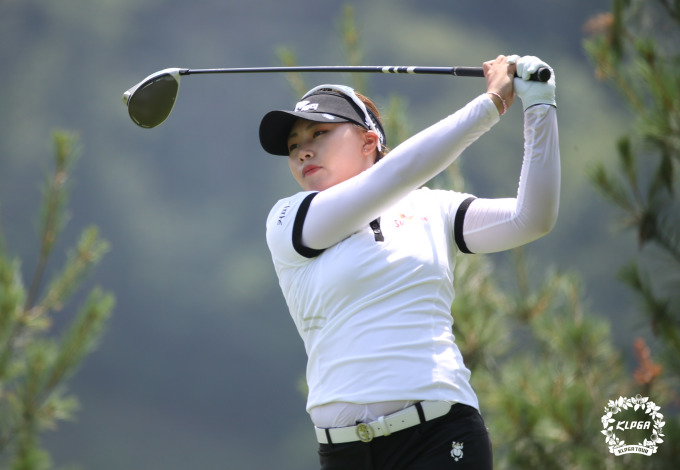 연장 접전끝 우승을 차지한 김지영. [사진= KLPGA]