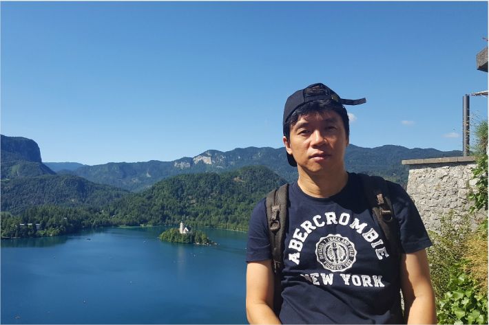 동시 '비밀번호'의 문현식 작가 (사진=본인제공)