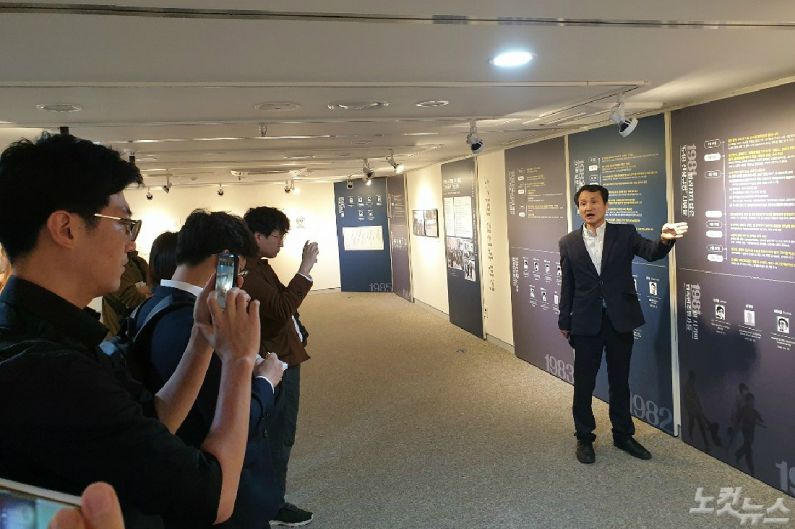문재인 대통령이 지난 2017년 5·18기념식 때 언급한 오월 열사들, 그들을 기억하기 위한 '전국의 5·18들'이란 전시회가 2일 광주에서 시작됐다.(사진=광주CBS 조시영 기자)