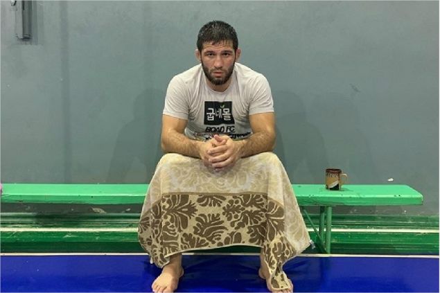 '하빕 누르마고메도프'의 사촌형으로 알려진 샤밀 자브로프. 사진=로드FC 제공