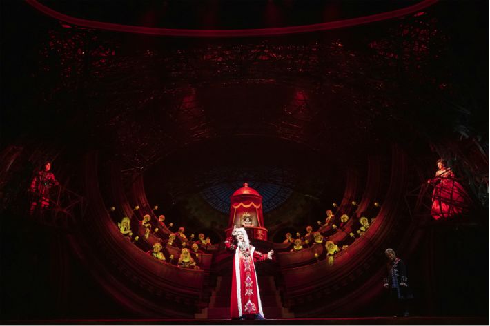 뮤지컬 '웃는 남자' 공연모습 (사진=EMK뮤지컬컴퍼니 제공)