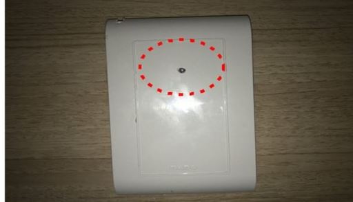 20일 오전 서울 서대문구 경찰청 사이버수사과가 공개한 숙박업소 객실에 숨겨진 초소형 몰래 카메라(1)