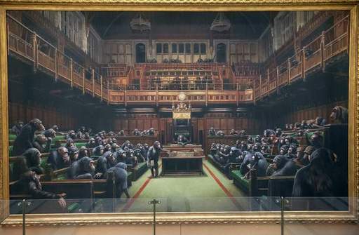 뱅크시의 2009년 풍자 작품 '선진의회'. 세계일보 자료사진