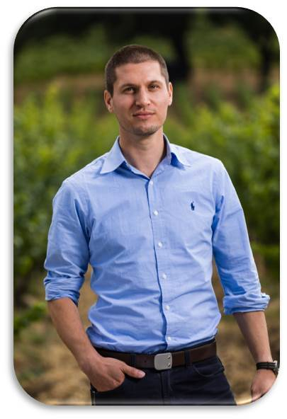 현재 와인메이커 매튜 크랩튼(Matthew Crafton)