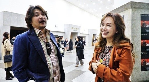 뮤지컬 배우 박해미(오른쪽)와 전 남편이자 공연기획자 황민(본명 황성준·왼쪽). TV조선 ‘인생다큐 마이웨이’ 영상 갈무리.