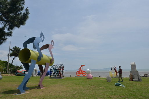 모도와 이일호 조각공원