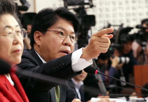 서울 여의도 국회에서 열린 검찰총장후보자(후보자 윤석열) 인사청문회에서 장제원 의원이 의사진행 발언을 하고 있다. 뉴시스