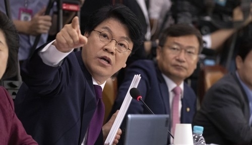 장제원 자유한국당 의원(사진 왼쪽에서 두 번째). 연합뉴스