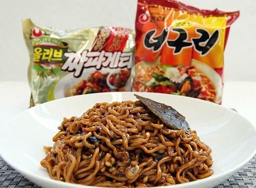 ‘짜파구리’. 온라인 커뮤니티 캡처