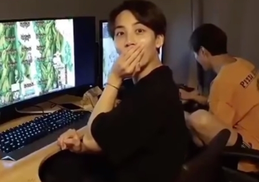 사진=‘브이 라이브’(V LIVE) 캡처