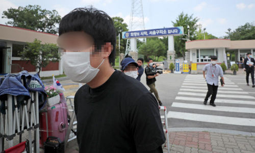 지난 6일 서울 구치소를 나서는 손정우. 의왕=연합뉴스