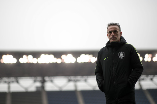 울산종합운동장/ 남자국가대표팀/ 2019 AFC 아시안컵 대비 국내 최종 훈련/ U-23대표팀 울산 동계훈련/ 연습경기/ A대표팀 vs U23대표팀/ 파울루 벤투 감독/ 사진 정재훈