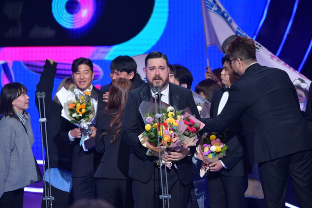 ‘2019 KBS 연예대상’ ‘슈퍼맨이 돌아왔다’ 아빠들 수상/제공=KBS