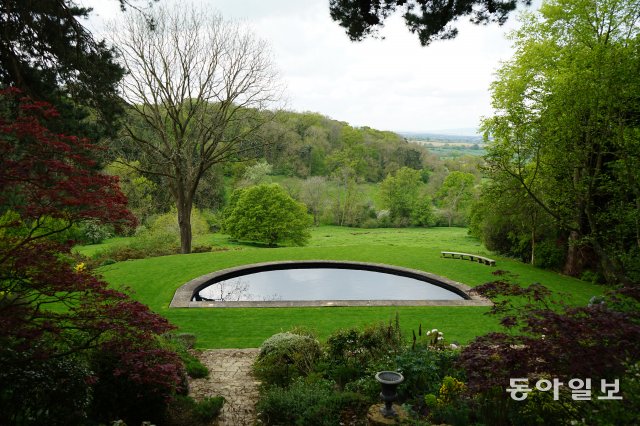 키프츠게이트 정원은 1000여종의 다양한 식물과 꽃들이 있다. 일주일에 3~5번 그것도 오후에만 입장이 가능하기 때문에 시간을 미리 살펴보고 방문하는 것이 좋다.