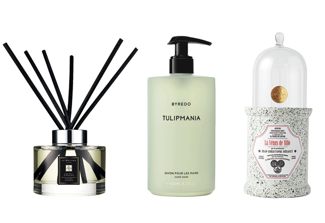 (왼쪽부터)조 말론 런던의 디퓨저, 바이레도의 튤립마니아 핸드케어 컬렉션, 불리 1803의 레 부지 퍼푸메 향초 루브르 에디션.