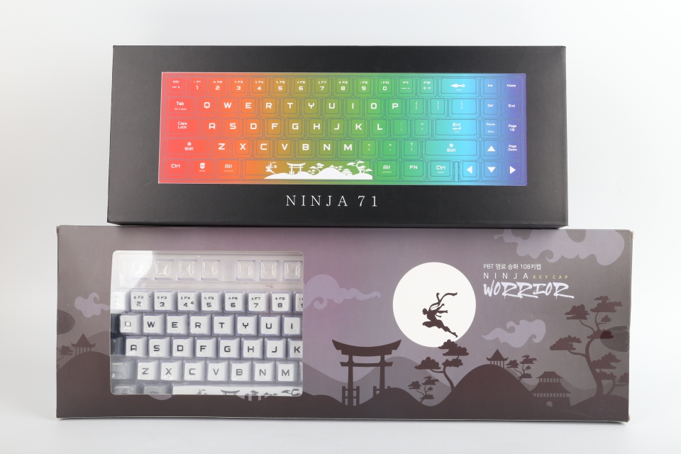 퀵스왑 방식의 RGB 키보드 닌자71K5.