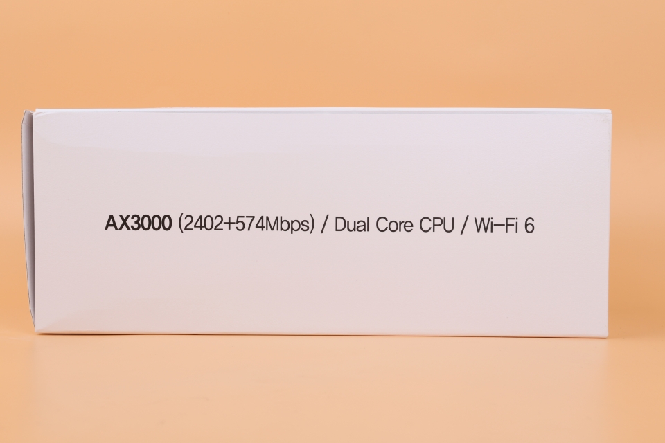 와이파이6 공유기라 성능이 뛰어나다.