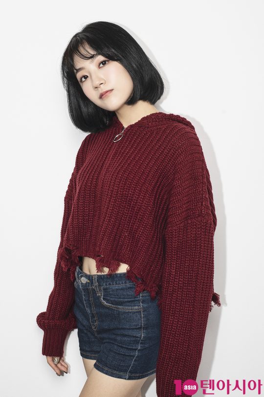 지난 27일 싱글앨범 ‘돌멩이’를 발표하며 공식 데뷔한 래퍼 하선호./ 이승현 기자 lsh87@