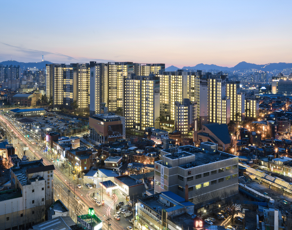 서울 동대문구 전농동 ‘래미안 크레시티’ 아파트 전경.