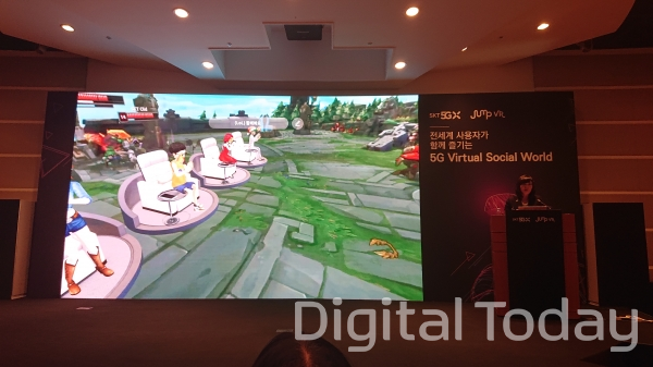 '버추얼 소셜 월드'에서 LoL을 같이 관람할 수 있다. (사진=유다정 기자)