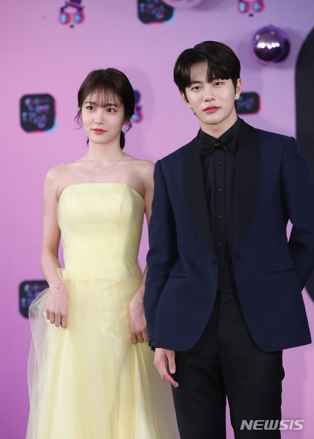 [서울=뉴시스]조수정 기자 =  골든차일드 최보민, 배우 신예은(왼쪽). (사진 = 뉴시스 DB) 2019.12.21. chocrystal@newsis.com