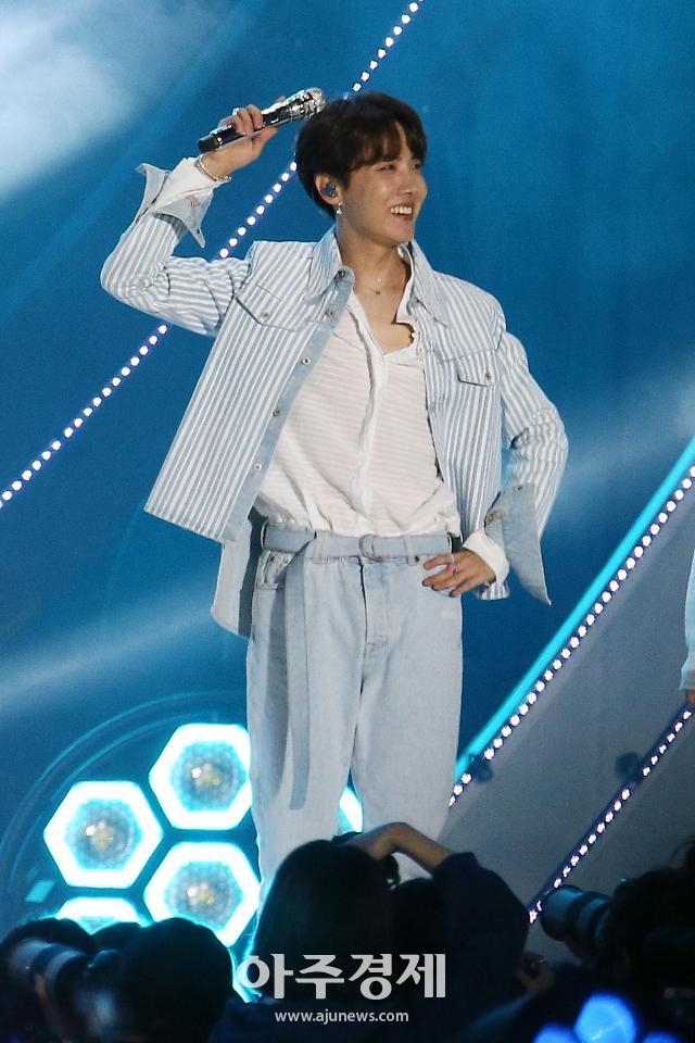 방탄소년단 제이홉