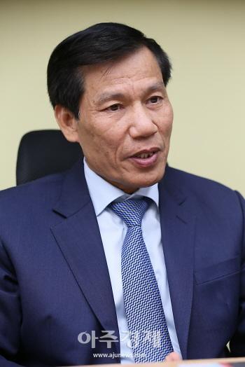 응우엔 응옥 티엔 베트남 문화체육부 장관