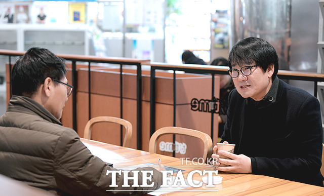 최양락은 "고진감래란 고사성어를 새삼 실감한다"며 지난 2년 6개월여 마음고생을 훌훌 털어낸 듯 인터뷰 내내 밝은 표정을 지었다. 그의 스페셜인터뷰는 지난 20일 오후 서울 영등포구 여의공원로 KBS신관 1층 커피숍에서 2시간 동안 진행됐다. /이선화 기자