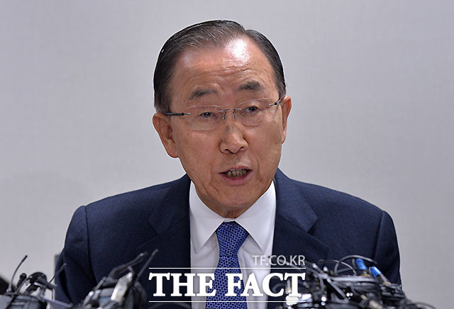 당시 안희정 전 민주당 후보의 경선 패배와 반기문 전 UN 사무총장의 대선 중도포기가 안철수 전 대선후보의 지지율 상승으로 이어졌다. 반기문 전 유엔 사무총장이 기자회견에서 취재진의 질문에 답하고 있다. /더팩트DB