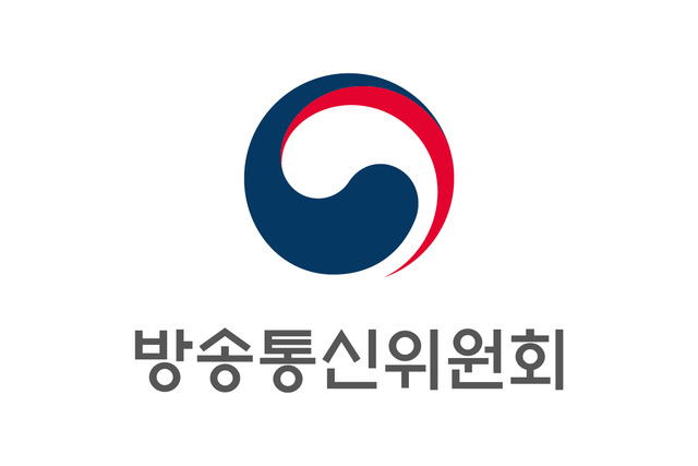 방통위는 불법 해외 사이트 '전면 차단'을 결정하며 "건전한 인터넷 환경 조성"을 강조했다. /방송통신위원회 CI