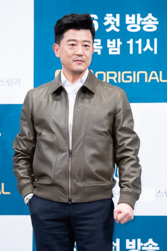 배우 박상민 소속사 위브나인 관계자는 27일 더팩트와 통화에서 "박상민이 오는4월초 서울 모 호텔에서 결혼한다"고 밝혔다. /OCN 제공