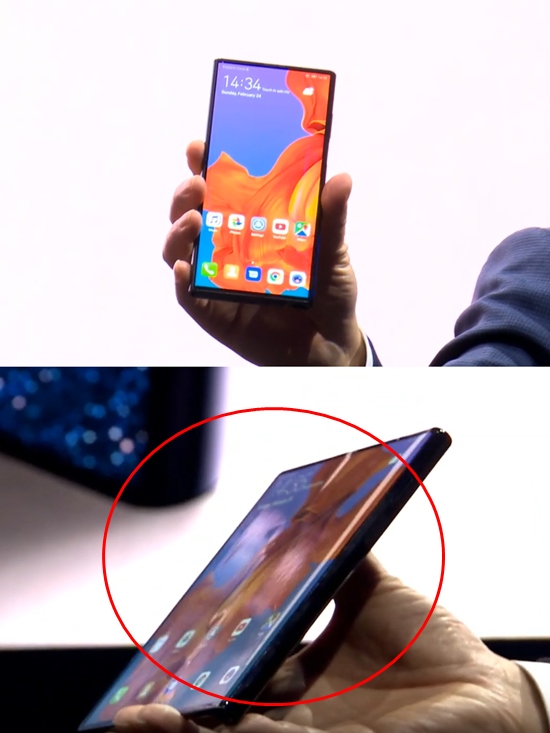 화웨이는 'MWC 2019' 개막 전날인 24일(현지 시간) 5G 폴더블폰 '메이트X'를 공개했다. 공개 행사에서 힌지 부분이 우는 모습이 확인됐다. /유튜브 영상 캡처