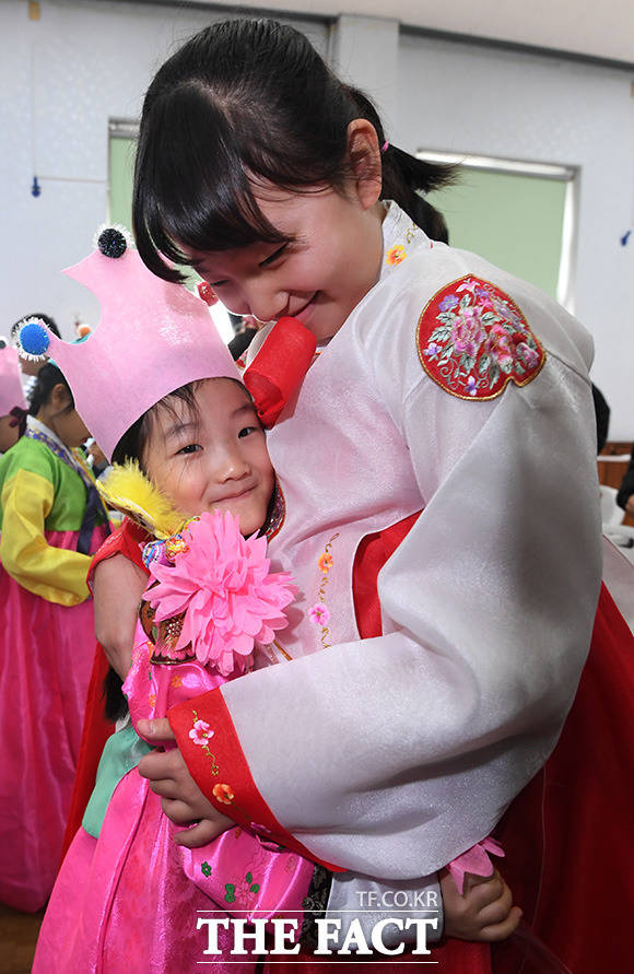 앞으로 잘 지내자~