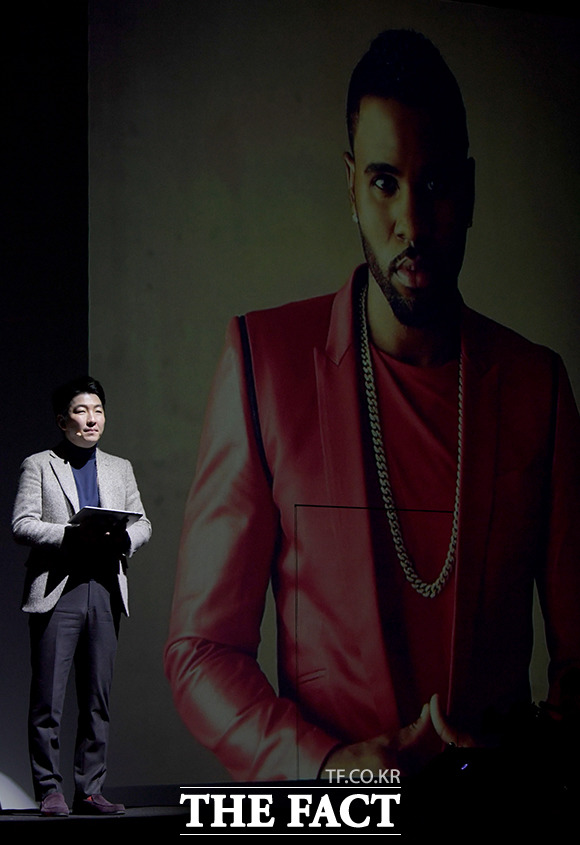 앨범에 참여한 제이슨 데룰로