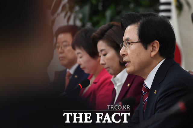 평소 발언이 답답하다는 평가가 많았던 황교안 자유한국당 대표가 최근 직설적이고 공격적인 발언으로 달라졌다는 분석이 나온다. /남윤호 기자