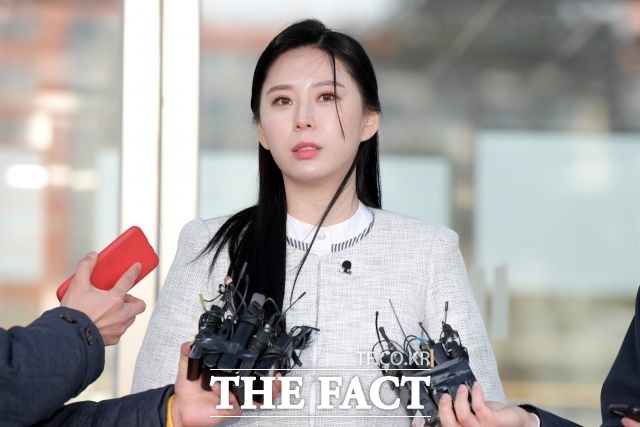 윤지오는 '장자연 사건'을 둘러싼 의혹을 파헤치기 위해 진실 규명을 촉구하고 있다. 사건의 공소시효는 3월 말이다. /이선화 기자