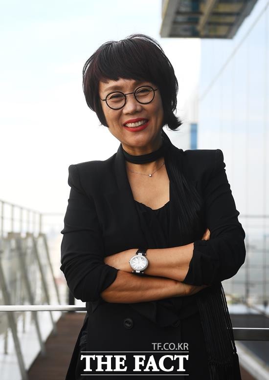 "외로울 틈이 없어요." 남궁옥분은 "주변에 워낙 친구들이 많아 행복하다"면서 "등산 골프만 다녀도 시간이 부족할 지경"이라고 활짝 웃었다. /이동률 기자