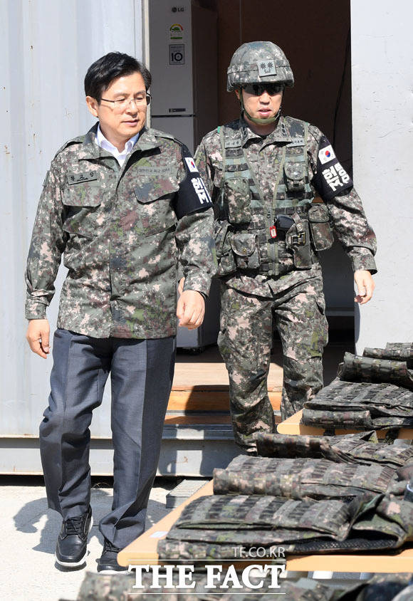 강원도 철원군 육군 3사단 찾은 황교안 대표