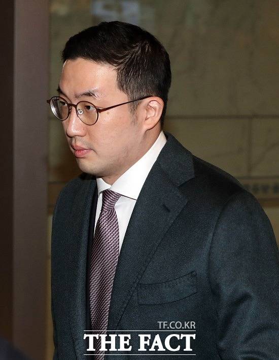 구광모 LG그룹 회장은 '고객 중심'이라는 경영 방향성을 설정해놓고 미래를 위한 투자 및 사업 포트폴리오 재정비 등을 추진하고 있다. /더팩트 DB